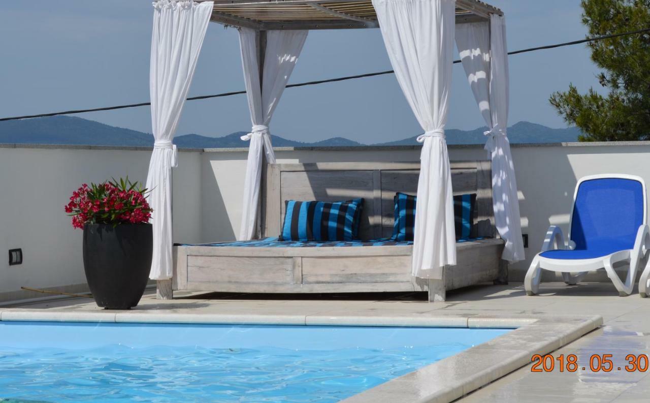 Villa Mare Klek Exteriör bild